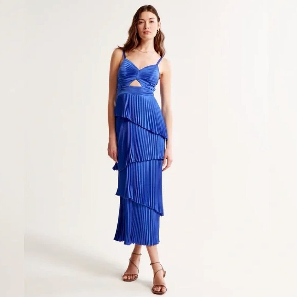 A&F Giselle Pleated Tiered Maxi Dress